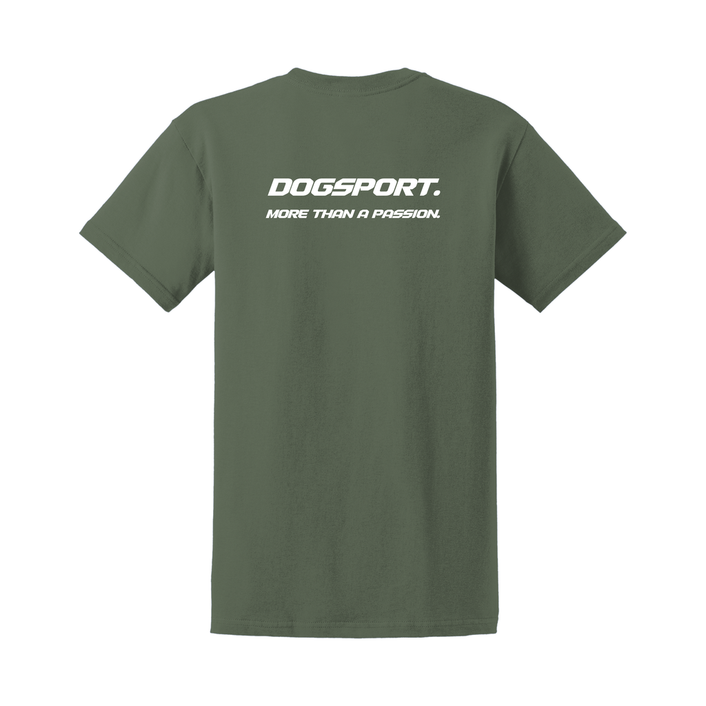 Grünes T-Shirt mit großem weißen DOGSPORT-Rückenprint „More than a passion“