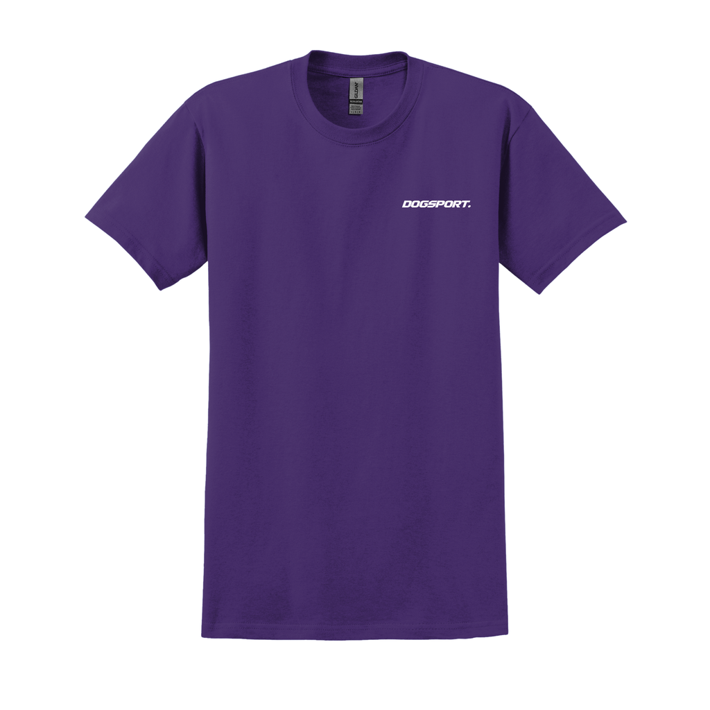 LilanesT-Shirt mit kleinem weißen DOGSPORT-Logo auf der Brust