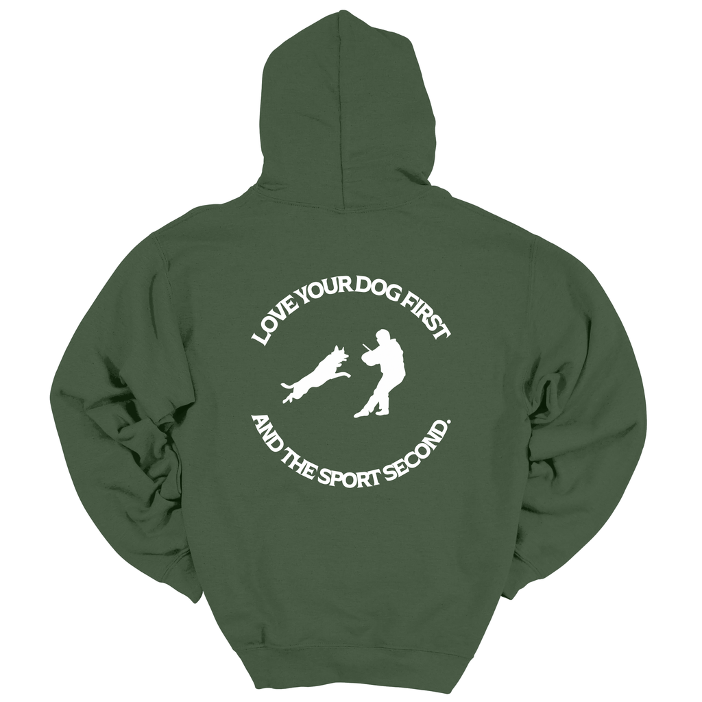 Grüner Hoodie mit großem weißen Rückenprint „Love your dog first and the sport second“