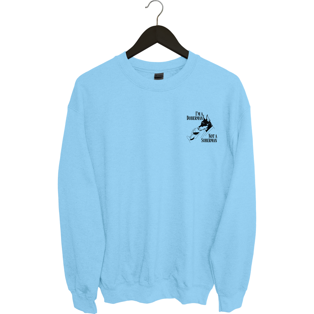Hellblauer Sweater mit schwarzem Brustprint „I’m a Doberman Mom, Not a Soberman“