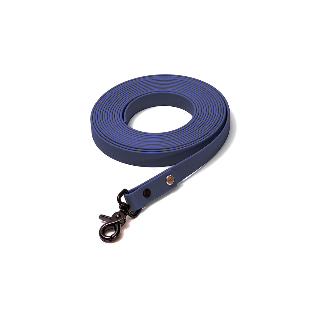 Schleppleine aus BioThane in Dunkelblau schwarz – Modell Atlantik, wasserfest und langlebig