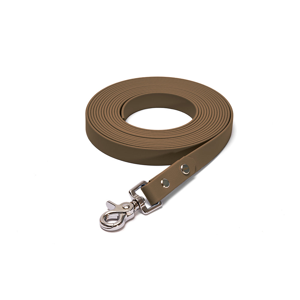 Schleppleine BioThane Waldpfad – Military Olive mit Beschlägen in Silber